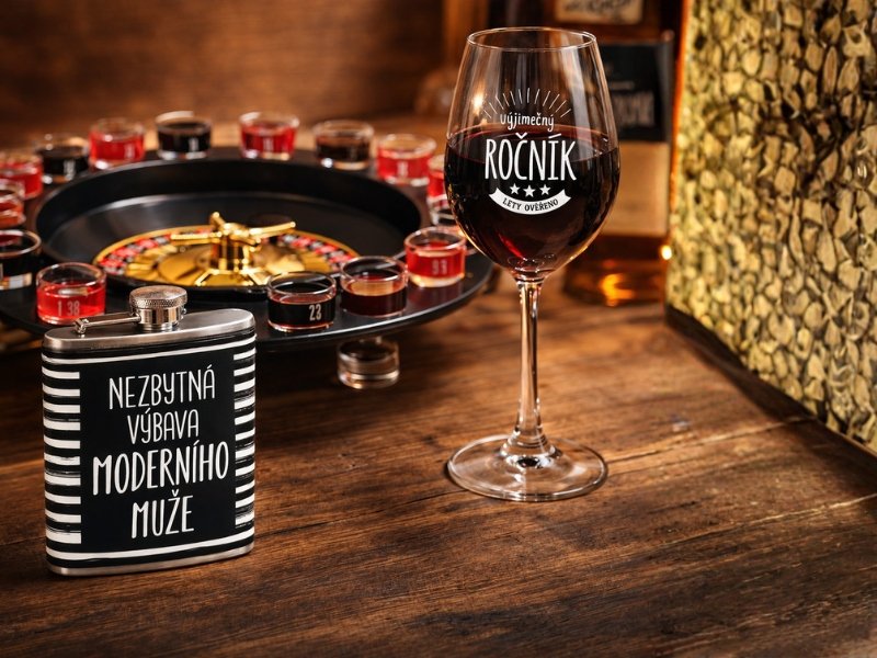       
          Nejlepší alkoholické dárky k narozeninám: velký přehled
      