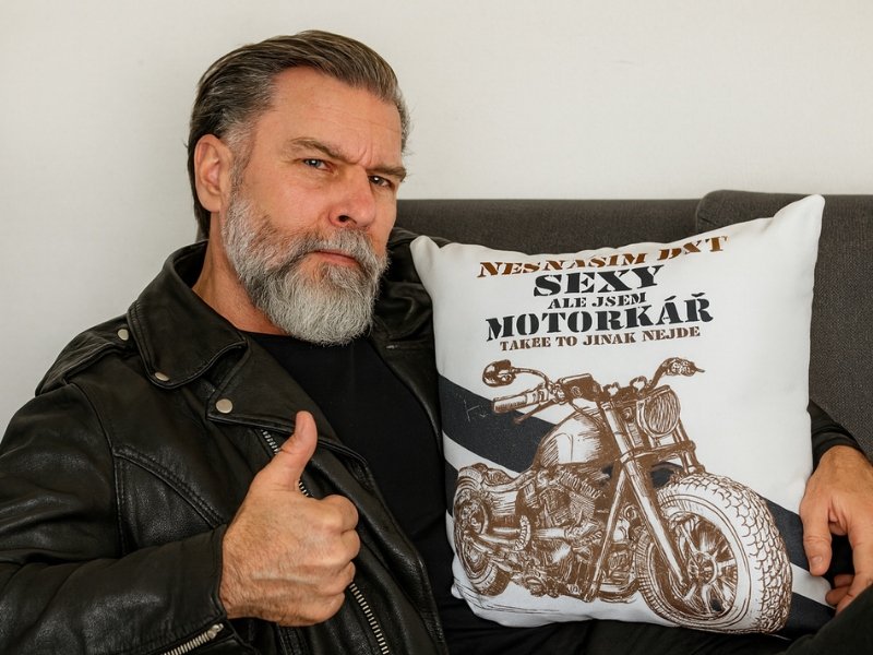       
          Dárky pro motorkáře, co milují svobodu, rychlost a humor
      