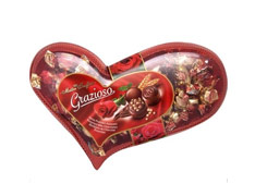 Velké srdce s čokoládovými pralinkami